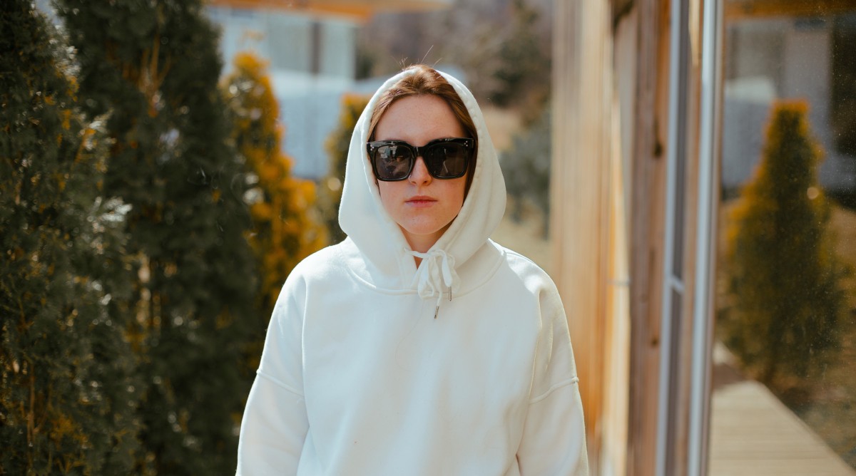 How To Style Oversize Sweatshirt